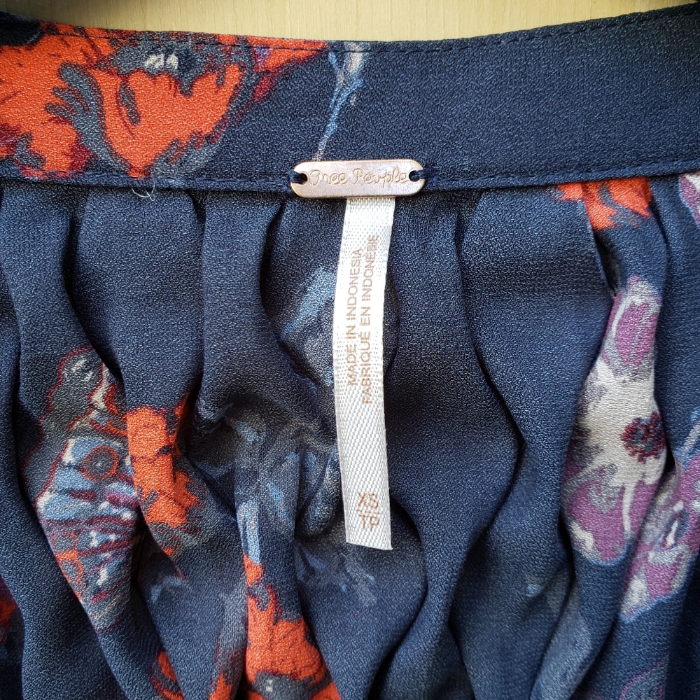 Free People Blue Pebble Crepe Bouse - Boho - XS - Picture 6 of 16